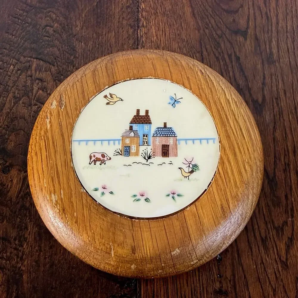 Vintage Heartland International Glass Canister with Wooden Lid